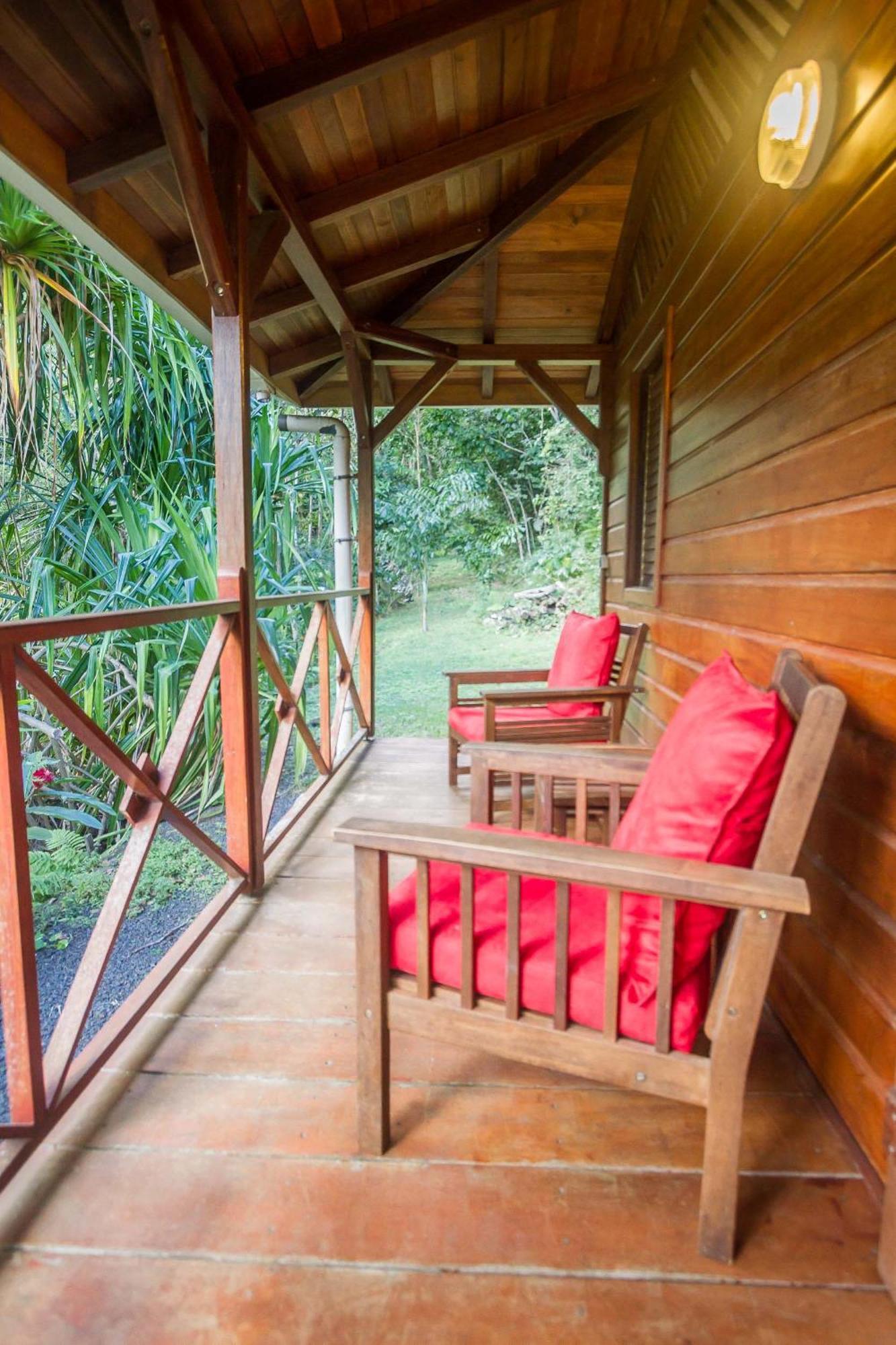 Ecolodges Karet Deshaies Extérieur photo